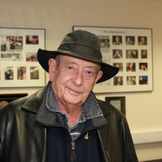 Derek Fowlds